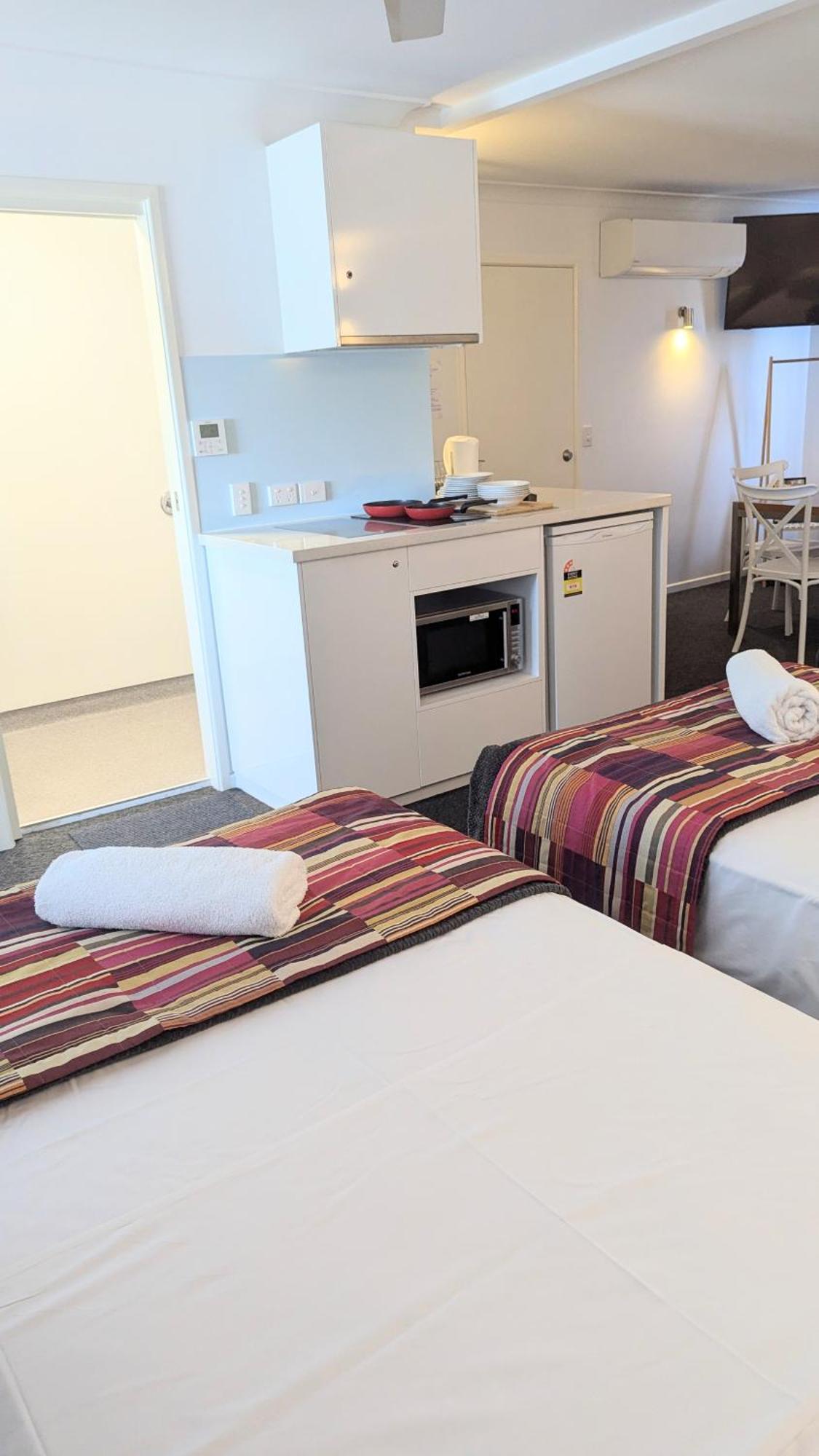 Proserpine Motor Lodge Екстериор снимка