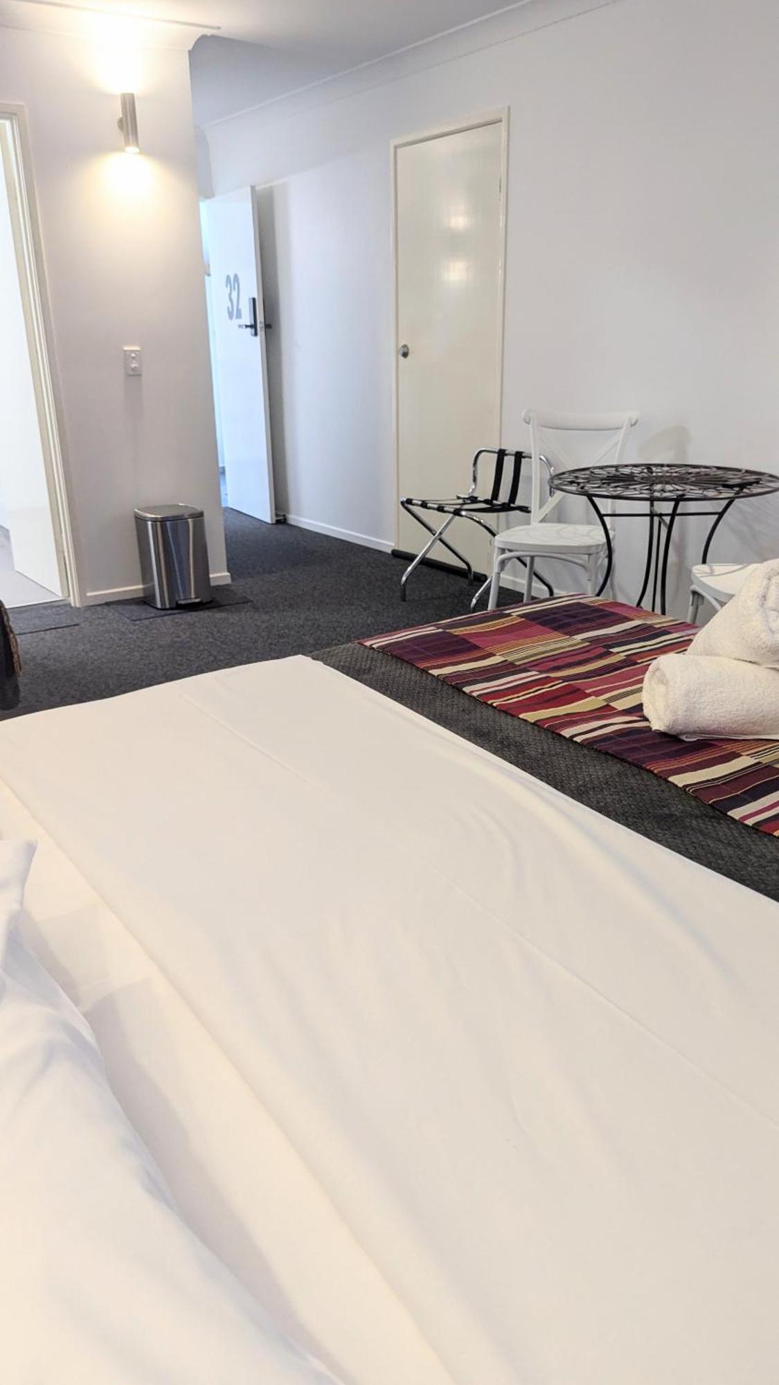 Proserpine Motor Lodge Екстериор снимка