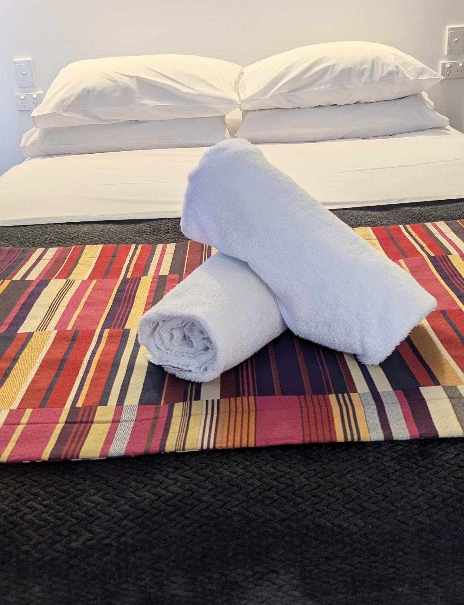 Proserpine Motor Lodge Екстериор снимка