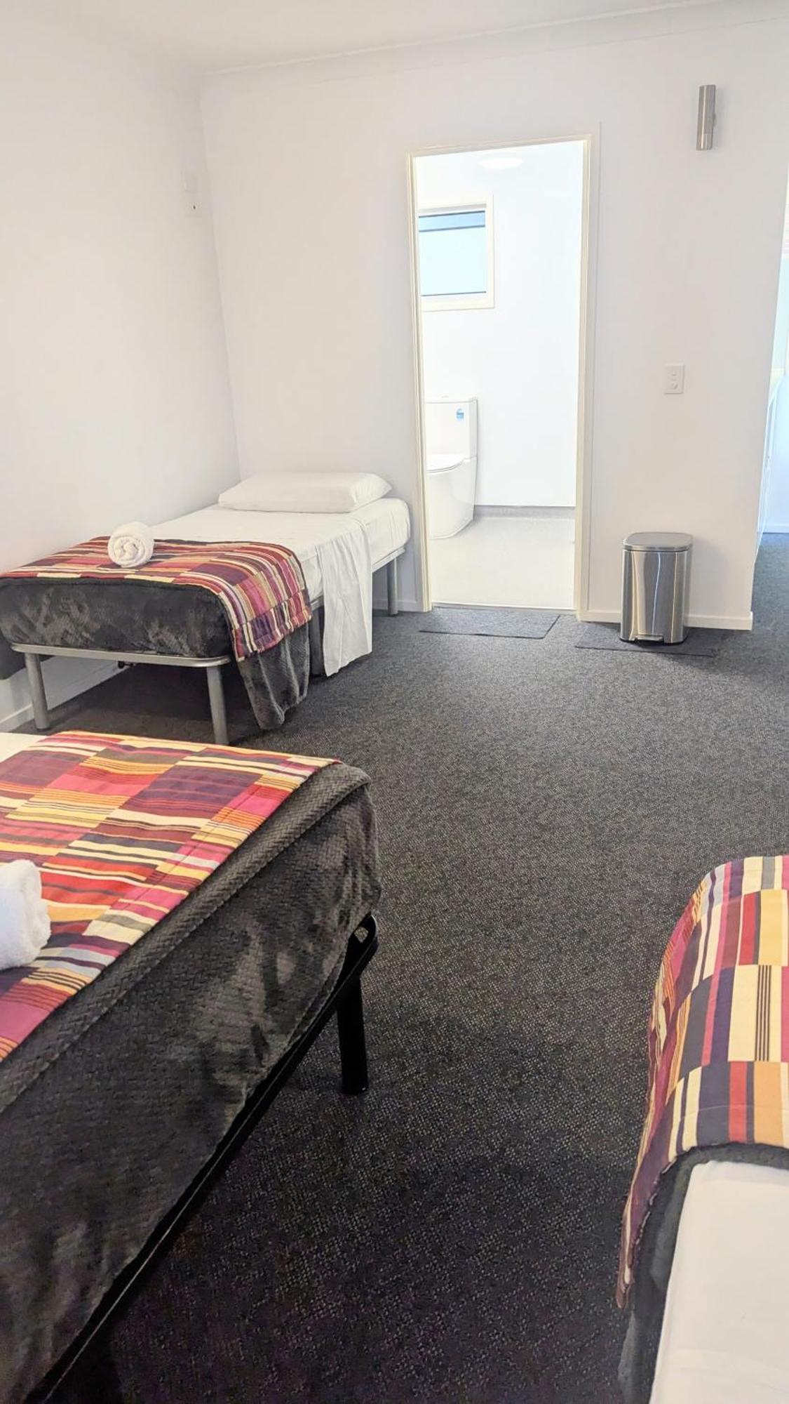 Proserpine Motor Lodge Екстериор снимка